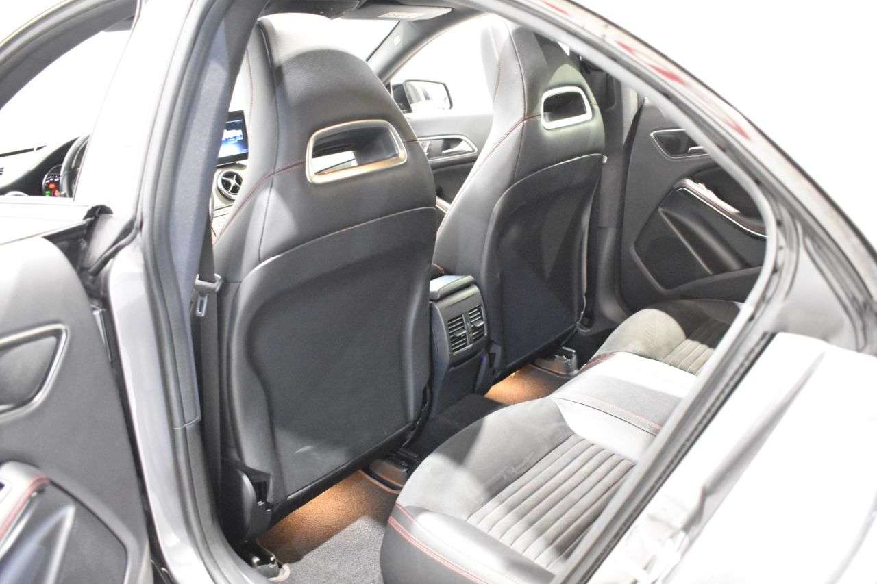 MERCEDES-BENZ CLASE CLA en Minoautos