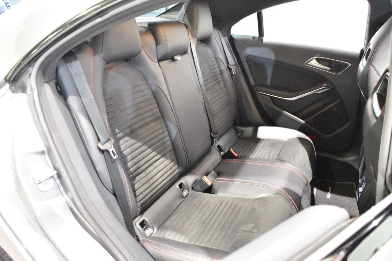 MERCEDES-BENZ CLASE CLA en Minoautos
