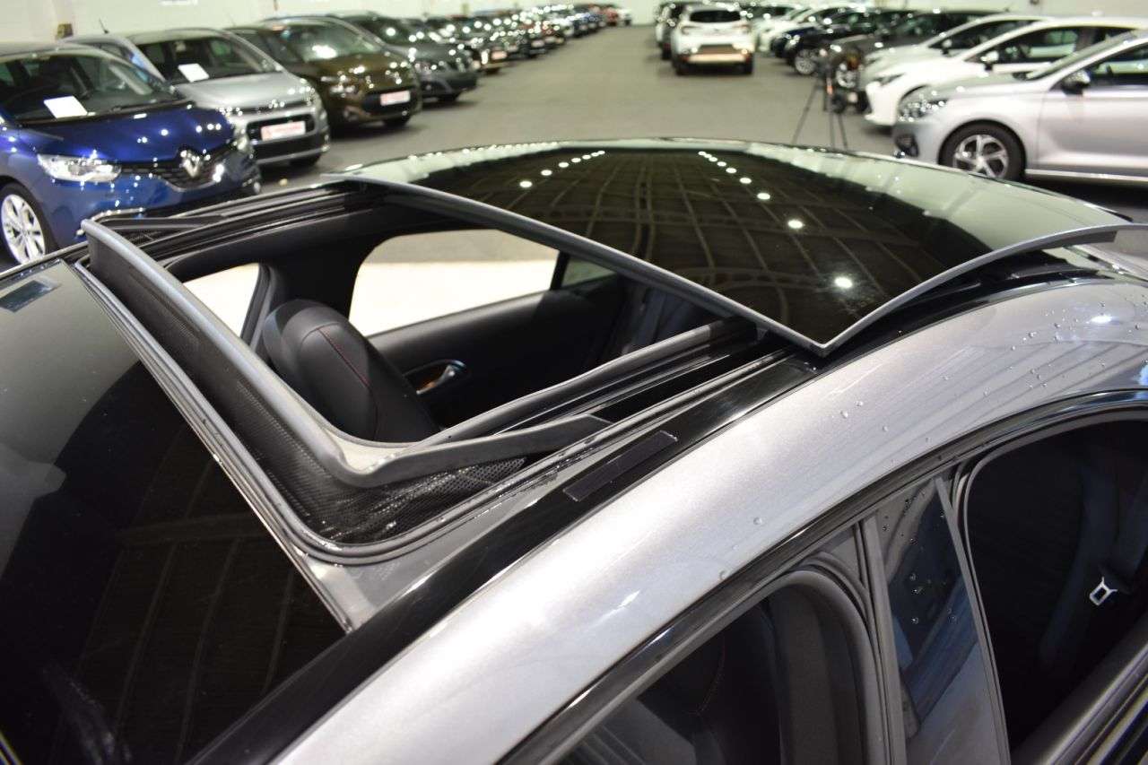 MERCEDES-BENZ CLASE CLA en Minoautos