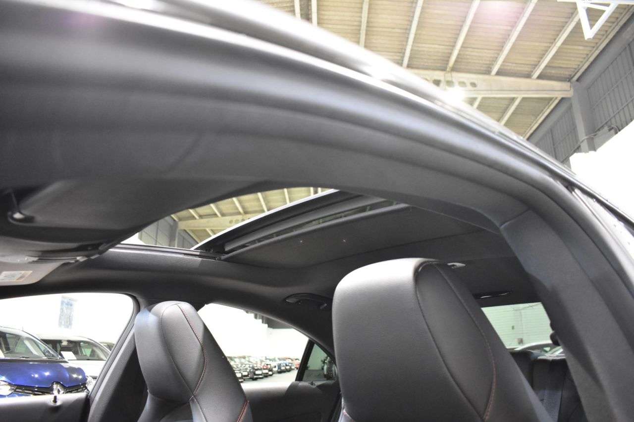 MERCEDES-BENZ CLASE CLA en Minoautos