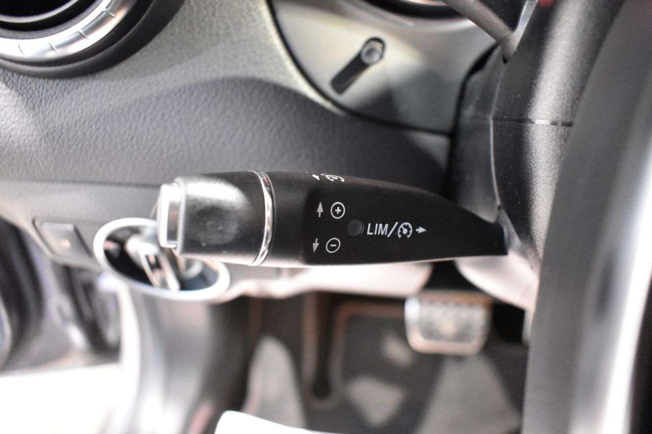 MERCEDES-BENZ CLASE CLA en Minoautos