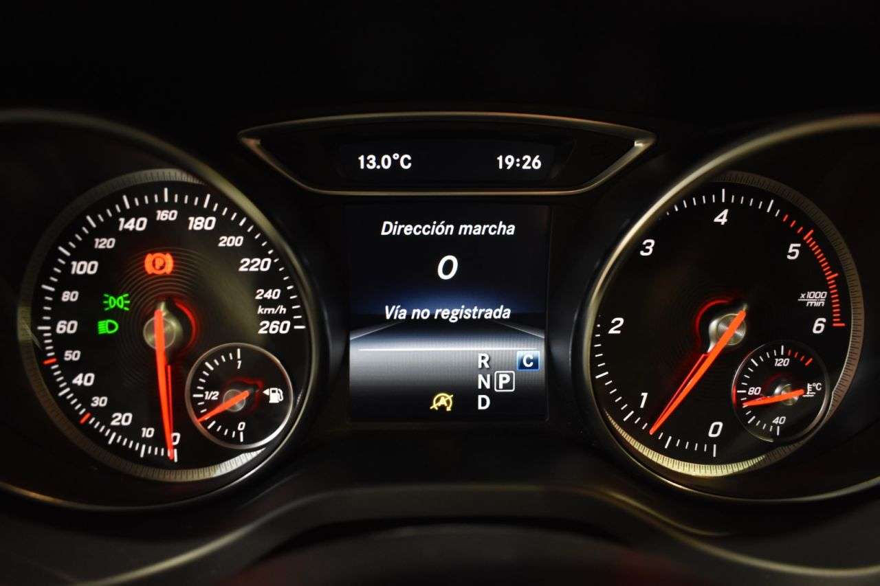 MERCEDES-BENZ CLASE CLA en Minoautos