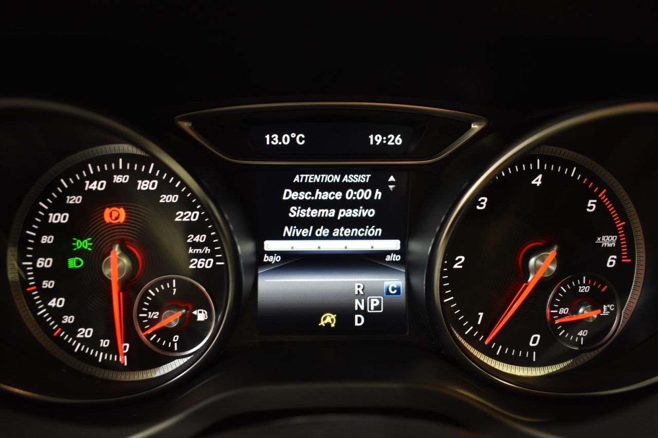 MERCEDES-BENZ CLASE CLA en Minoautos