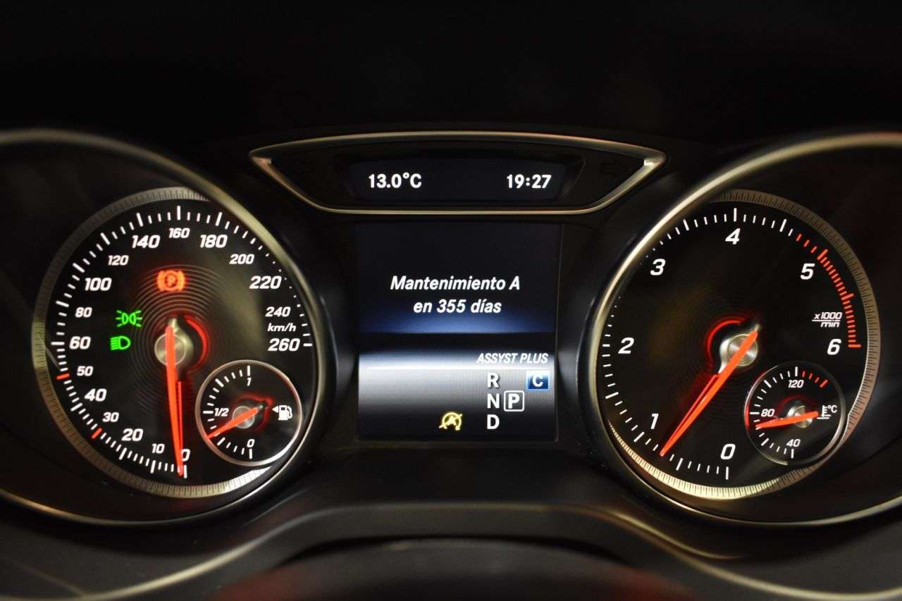 MERCEDES-BENZ CLASE CLA en Minoautos