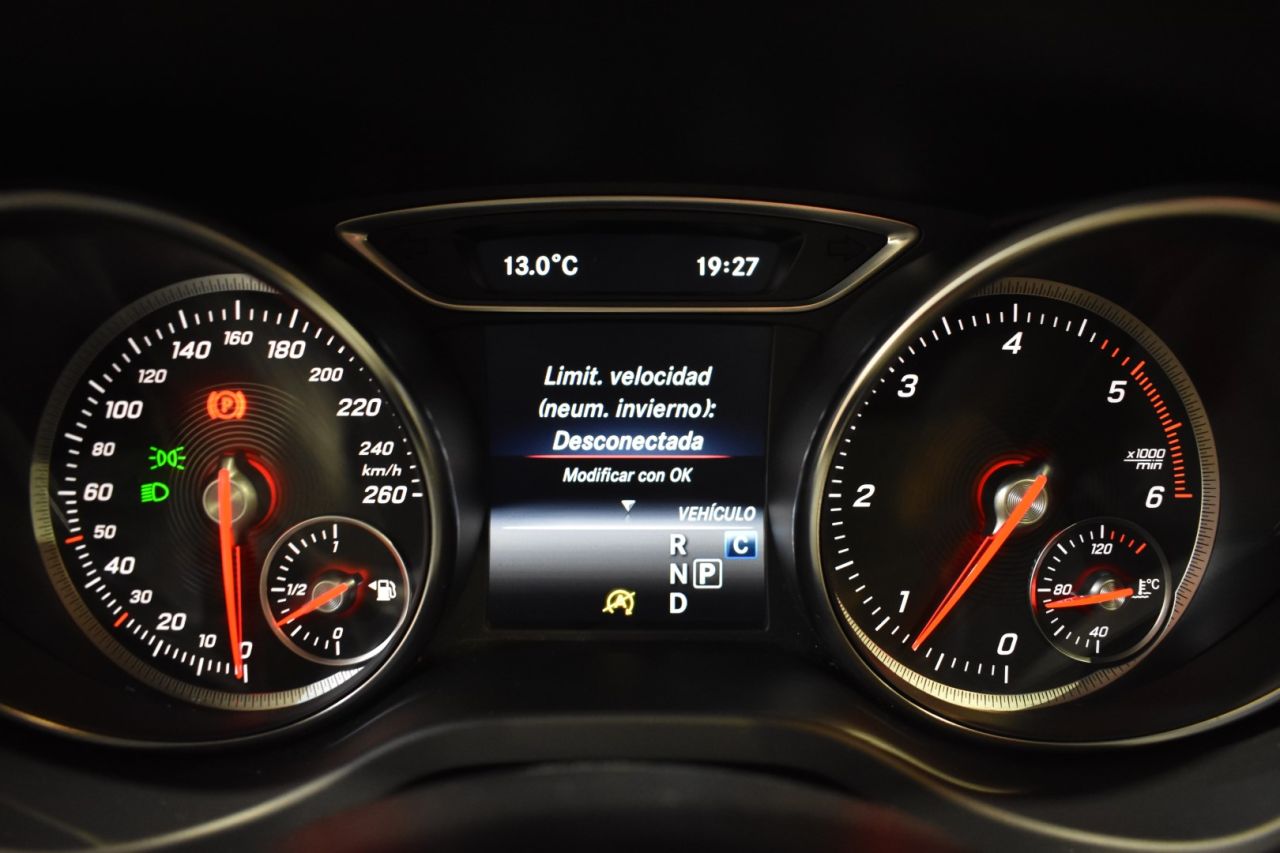MERCEDES-BENZ CLASE CLA en Minoautos