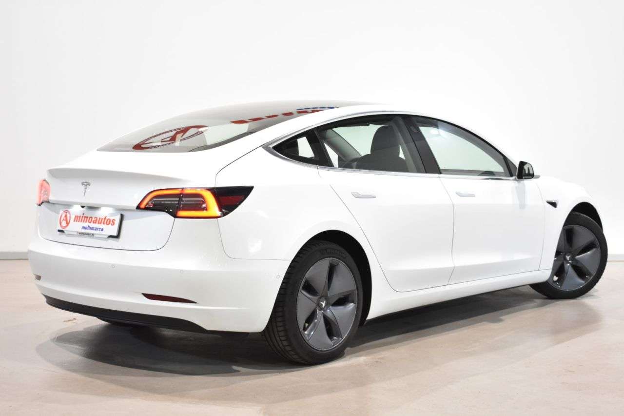 TESLA MODEL 3 en Minoautos
