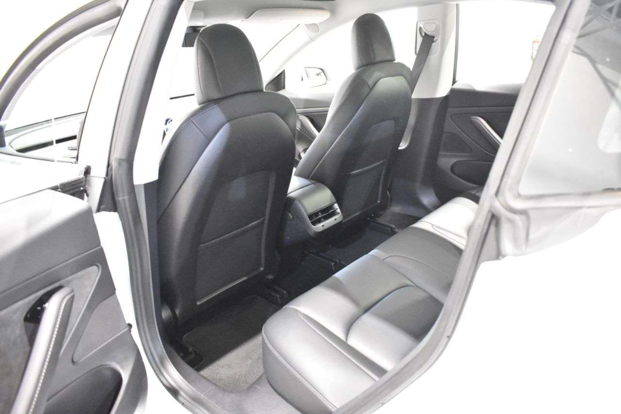 TESLA MODEL 3 en Minoautos