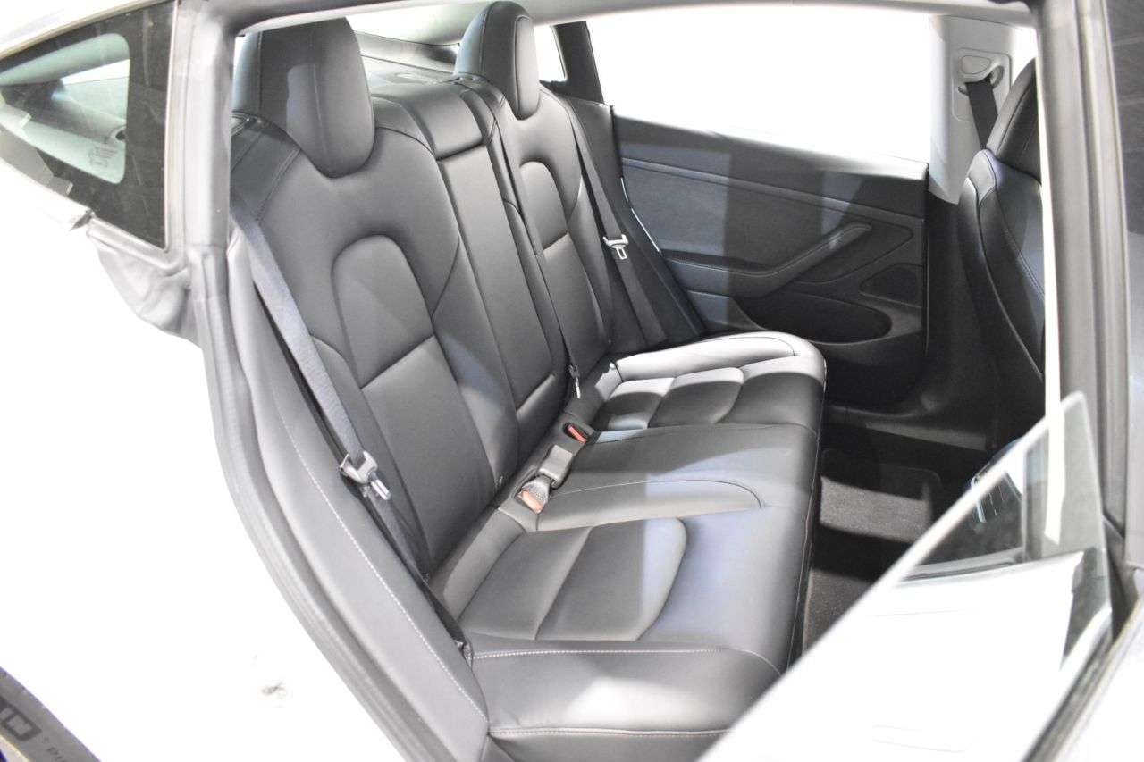 TESLA MODEL 3 en Minoautos