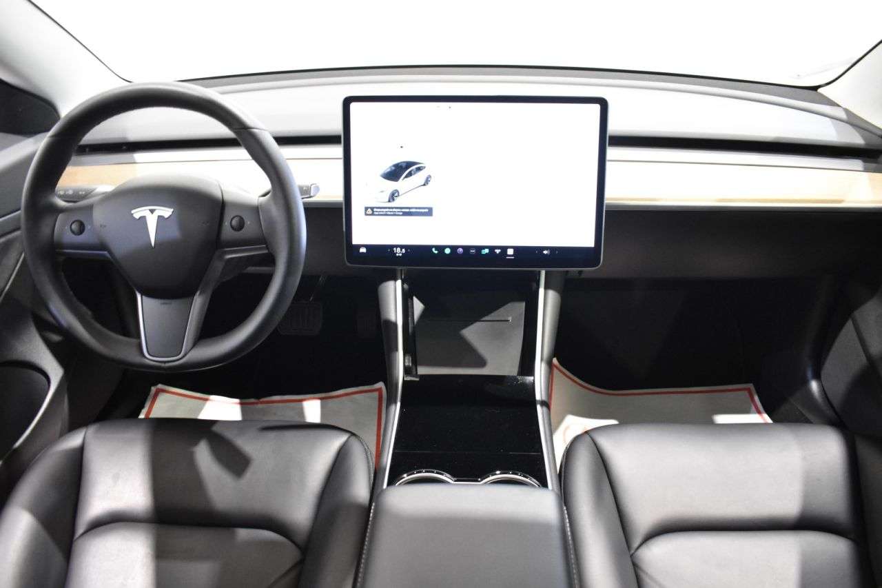 TESLA MODEL 3 en Minoautos