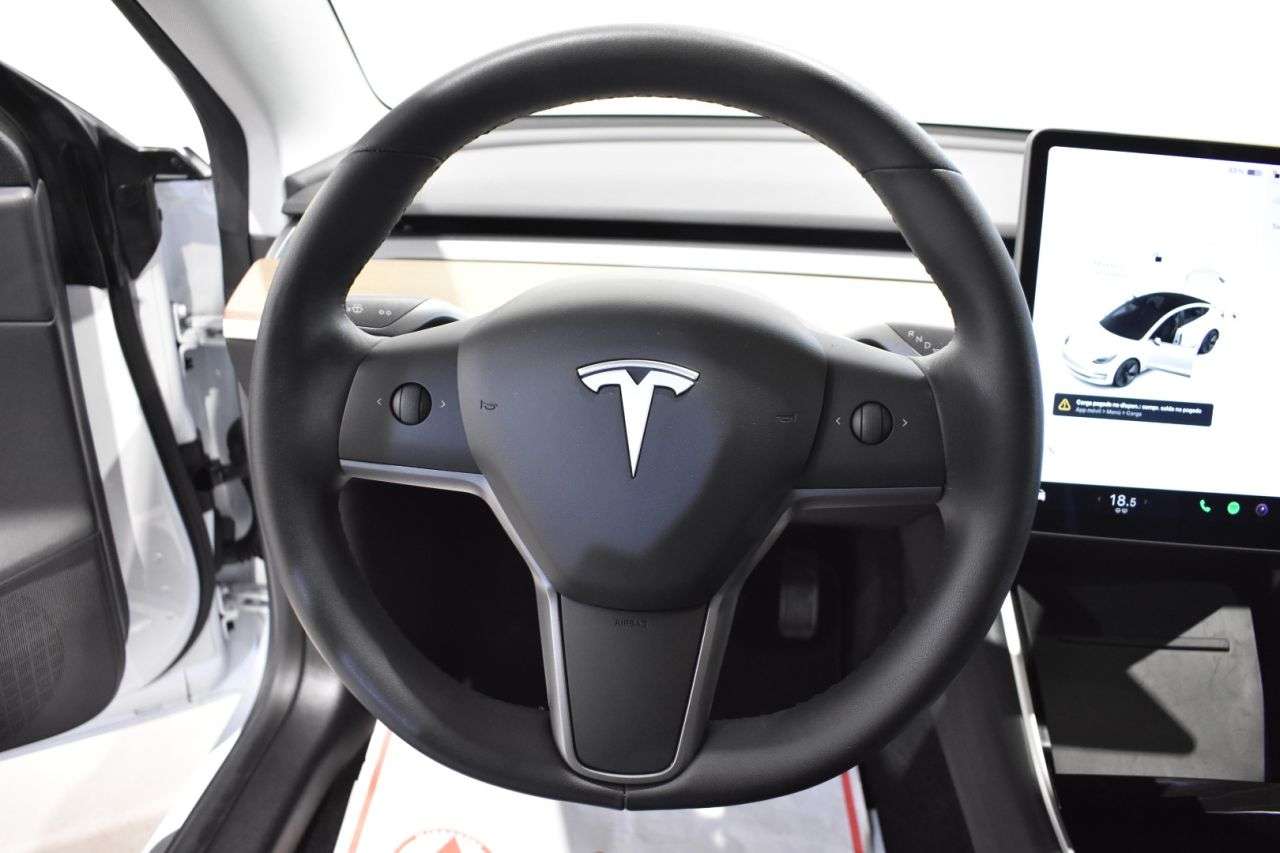 TESLA MODEL 3 en Minoautos