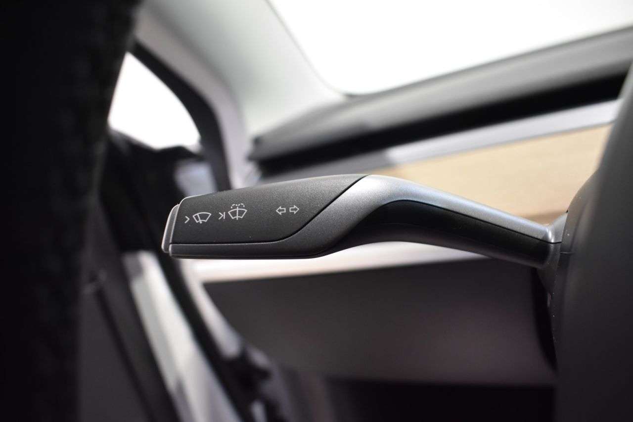 TESLA MODEL 3 en Minoautos