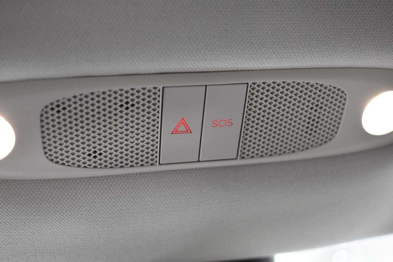 TESLA MODEL 3 en Minoautos