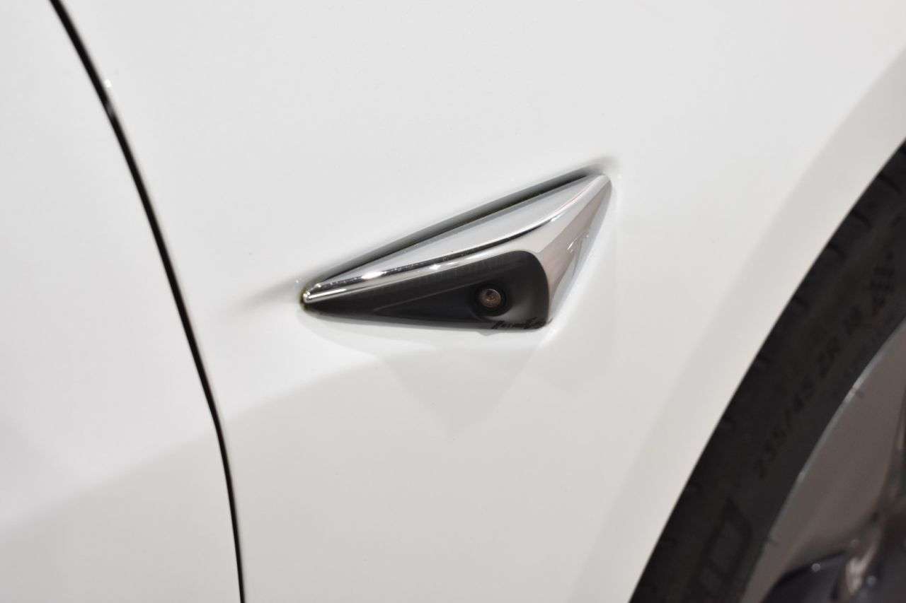 TESLA MODEL 3 en Minoautos