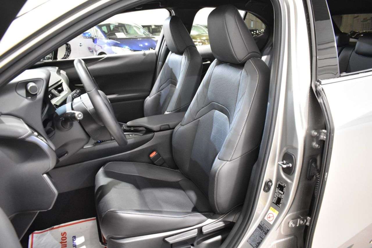 LEXUS UX en Minoautos