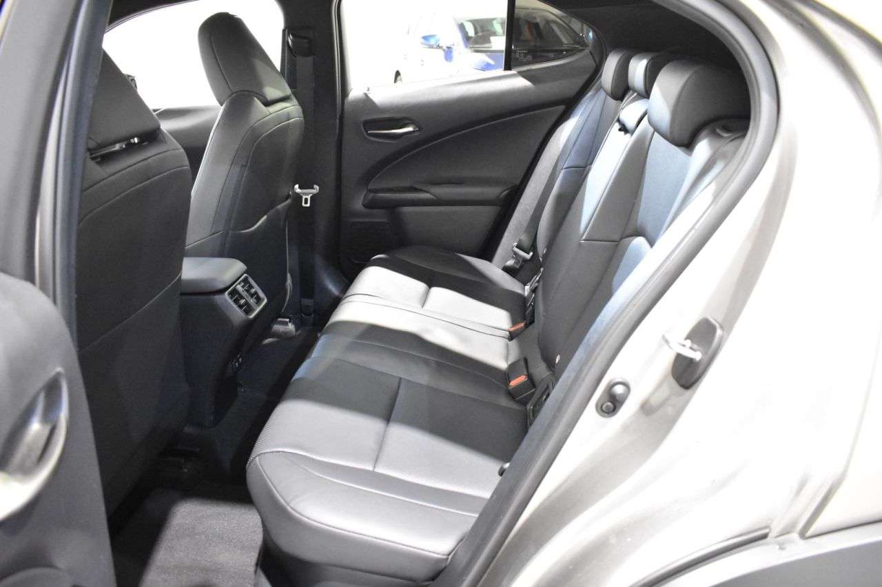 LEXUS UX en Minoautos