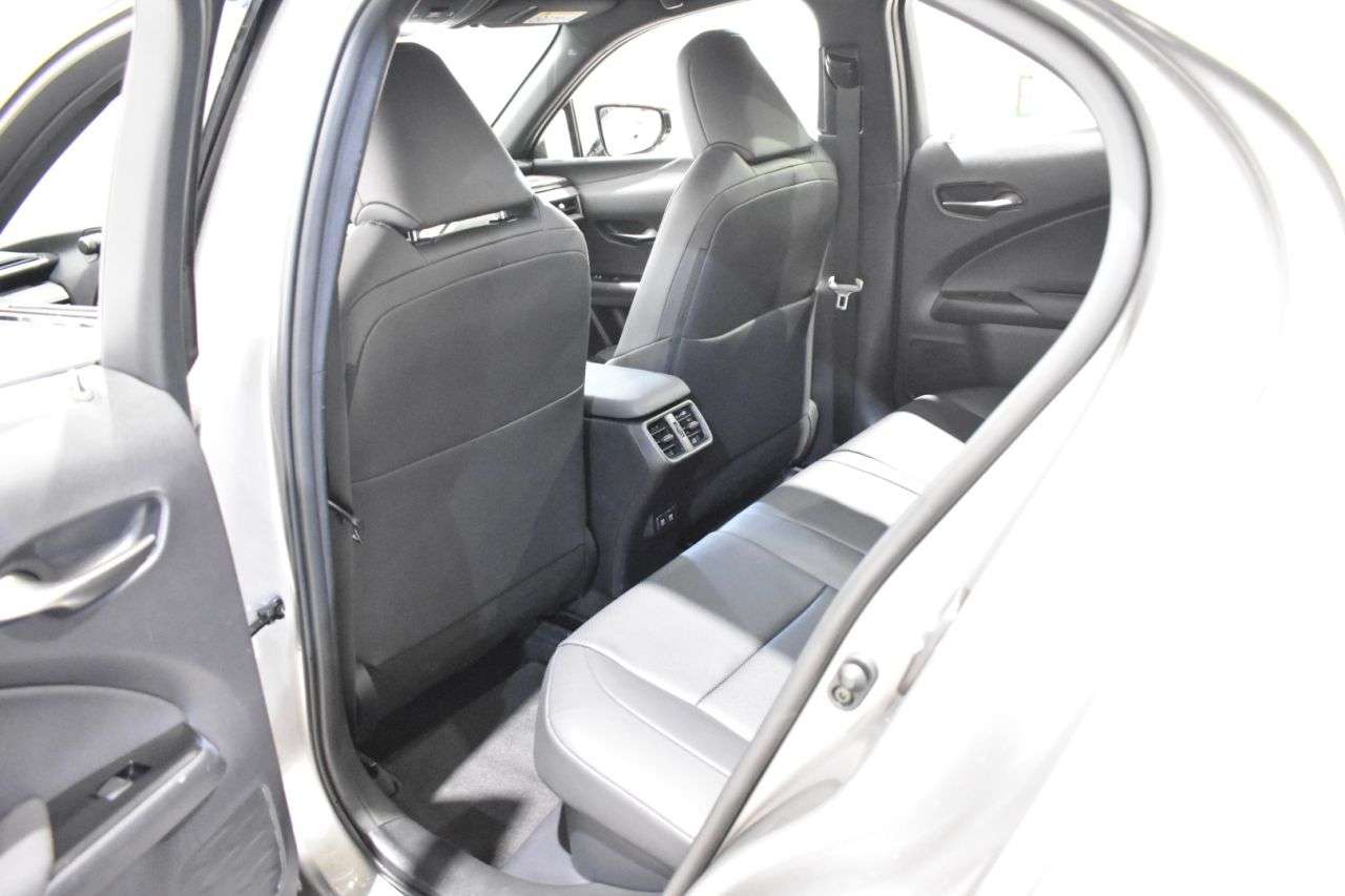 LEXUS UX en Minoautos