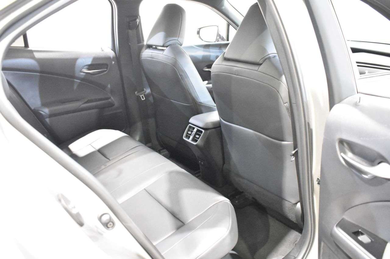 LEXUS UX en Minoautos