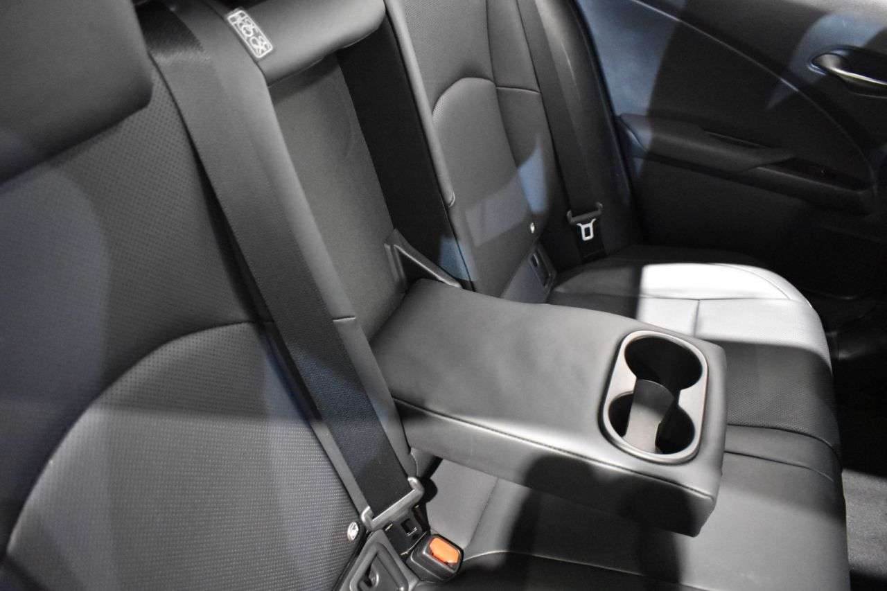 LEXUS UX en Minoautos