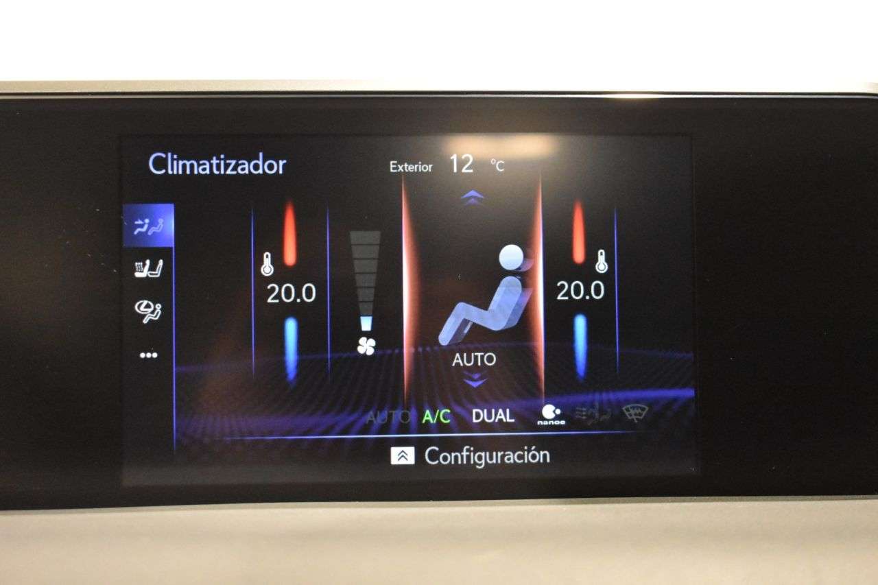 LEXUS UX en Minoautos