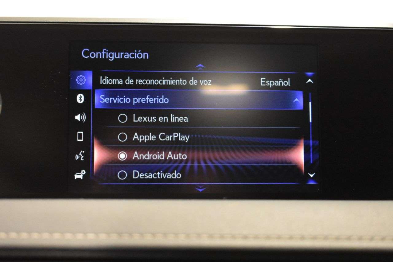 LEXUS UX en Minoautos