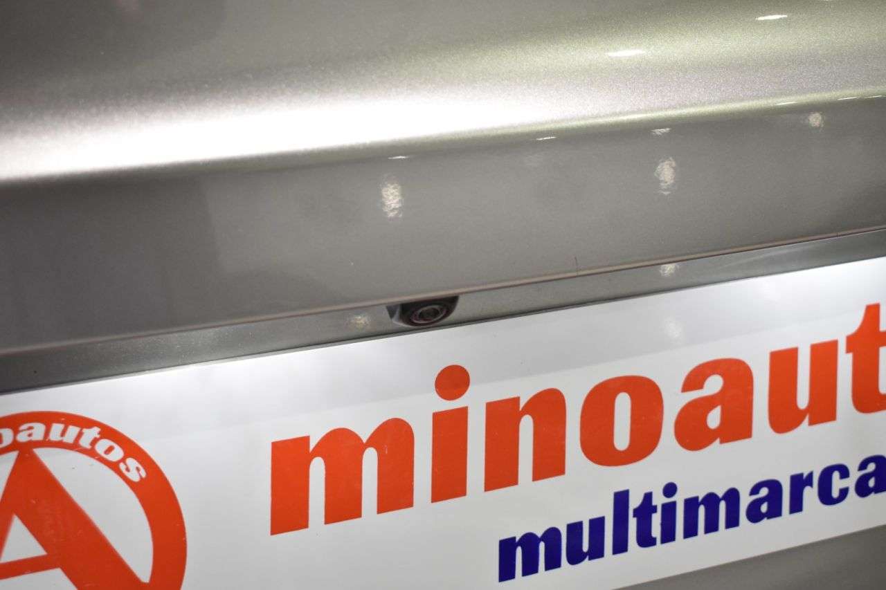 LEXUS UX en Minoautos