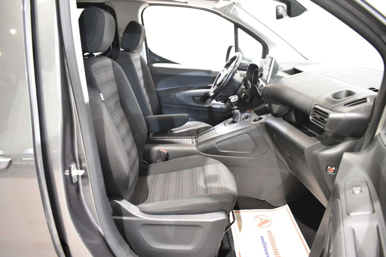 OPEL COMBO en Minoautos