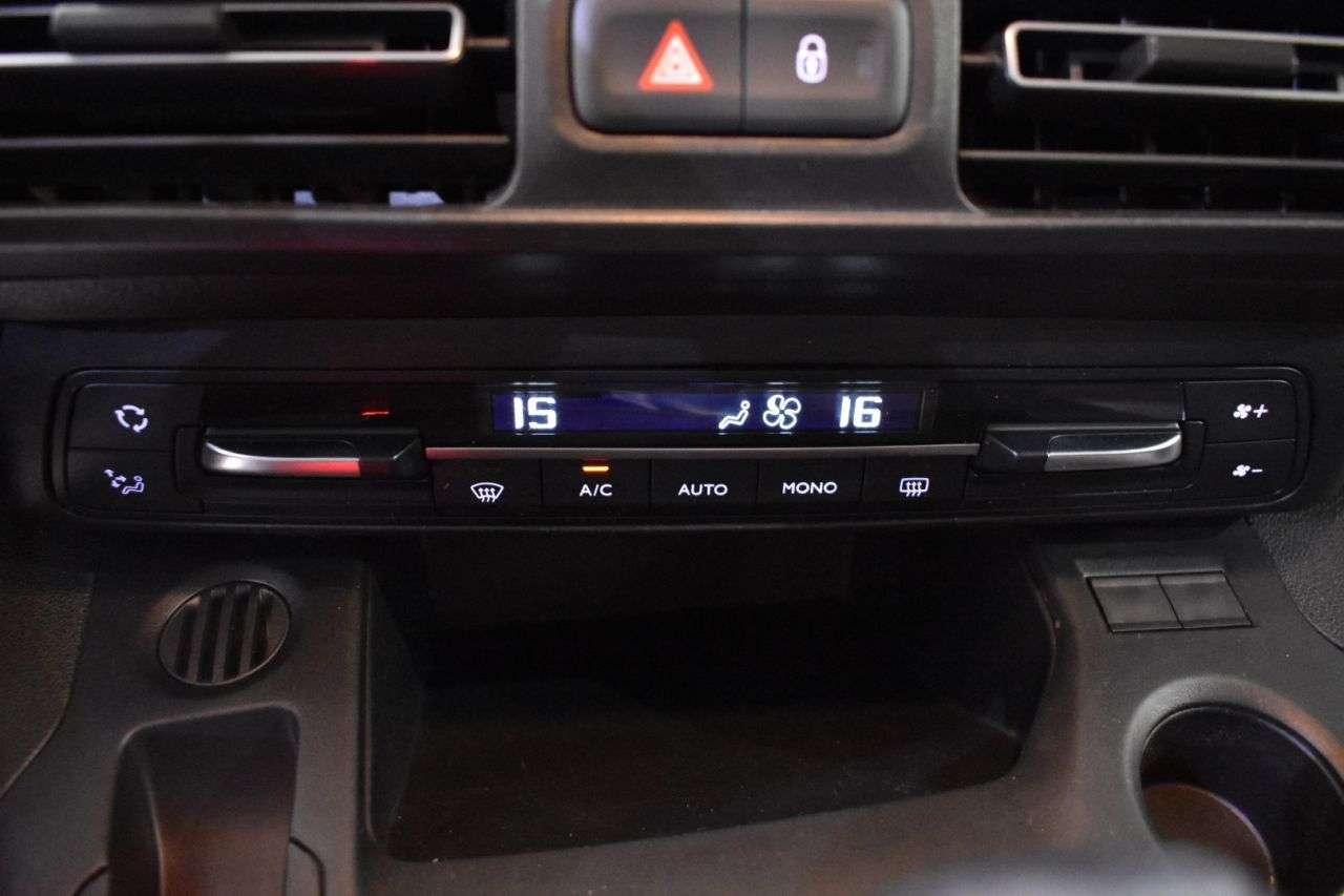 OPEL COMBO en Minoautos