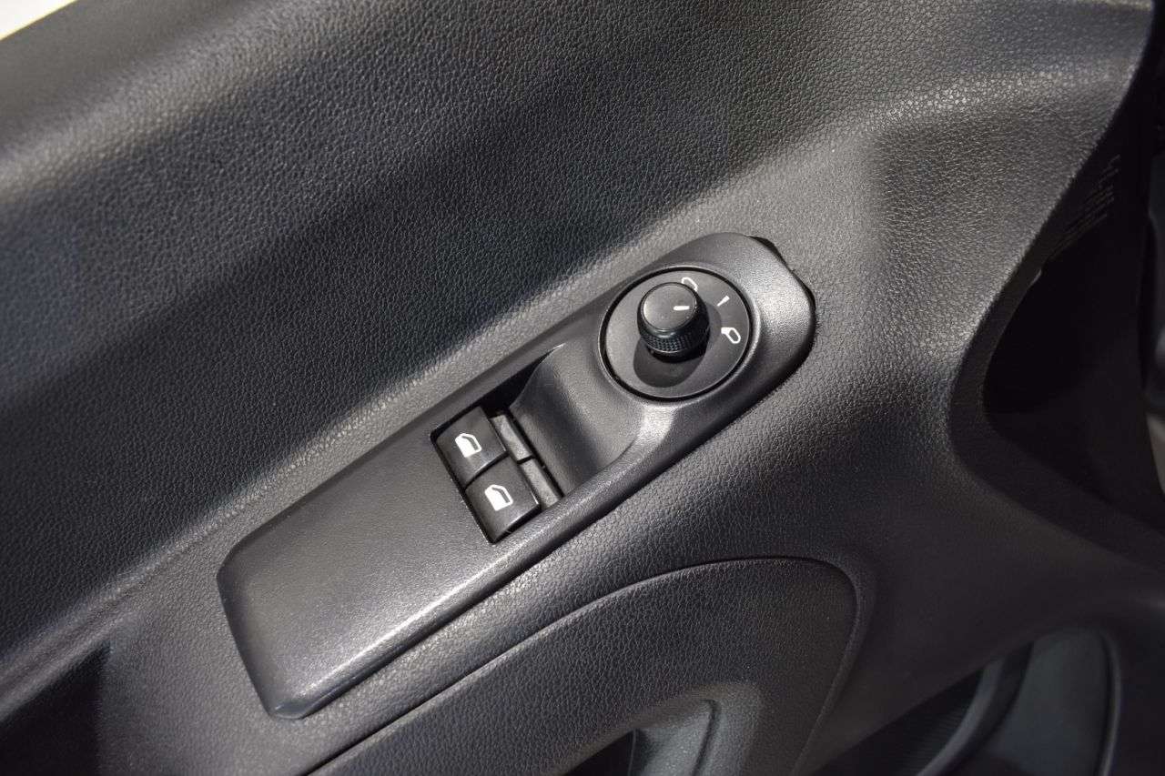 OPEL COMBO en Minoautos