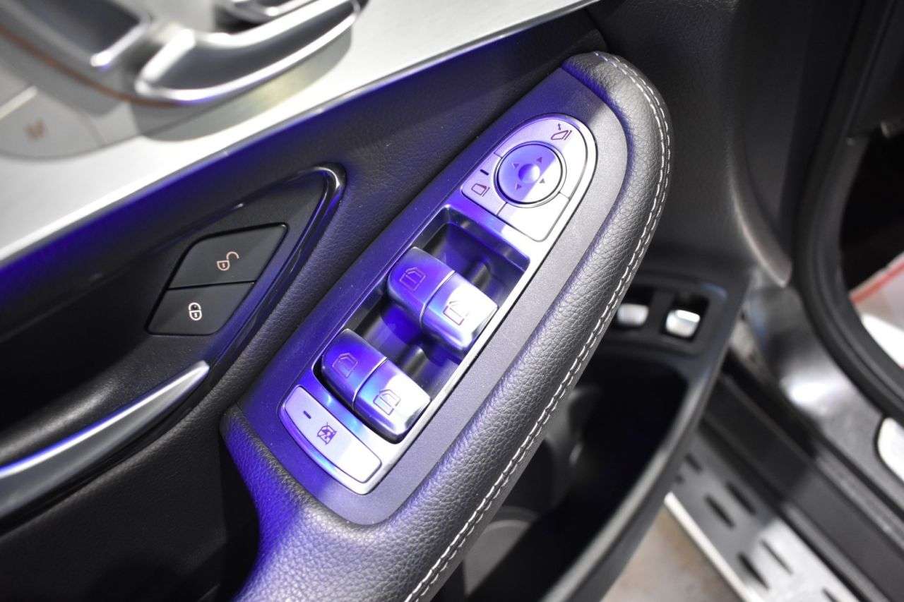 MERCEDES-BENZ CLASE GLC en Minoautos