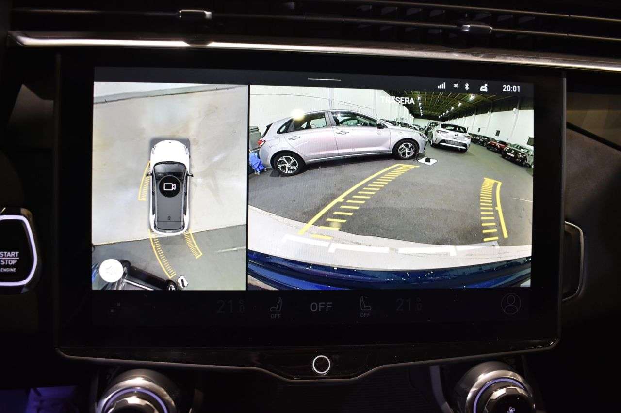 LYNK & CO 01 en Minoautos