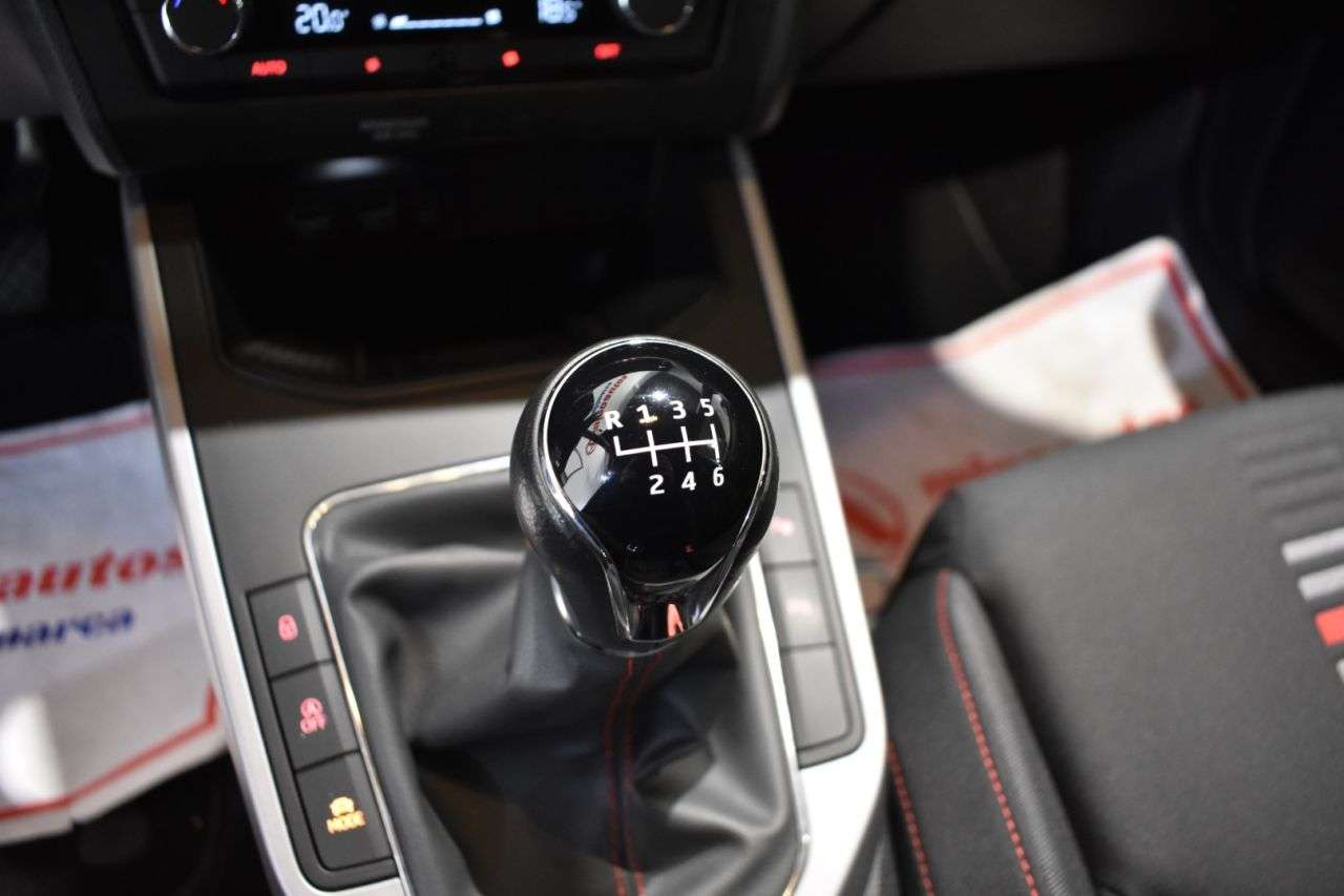 SEAT ARONA en Minoautos