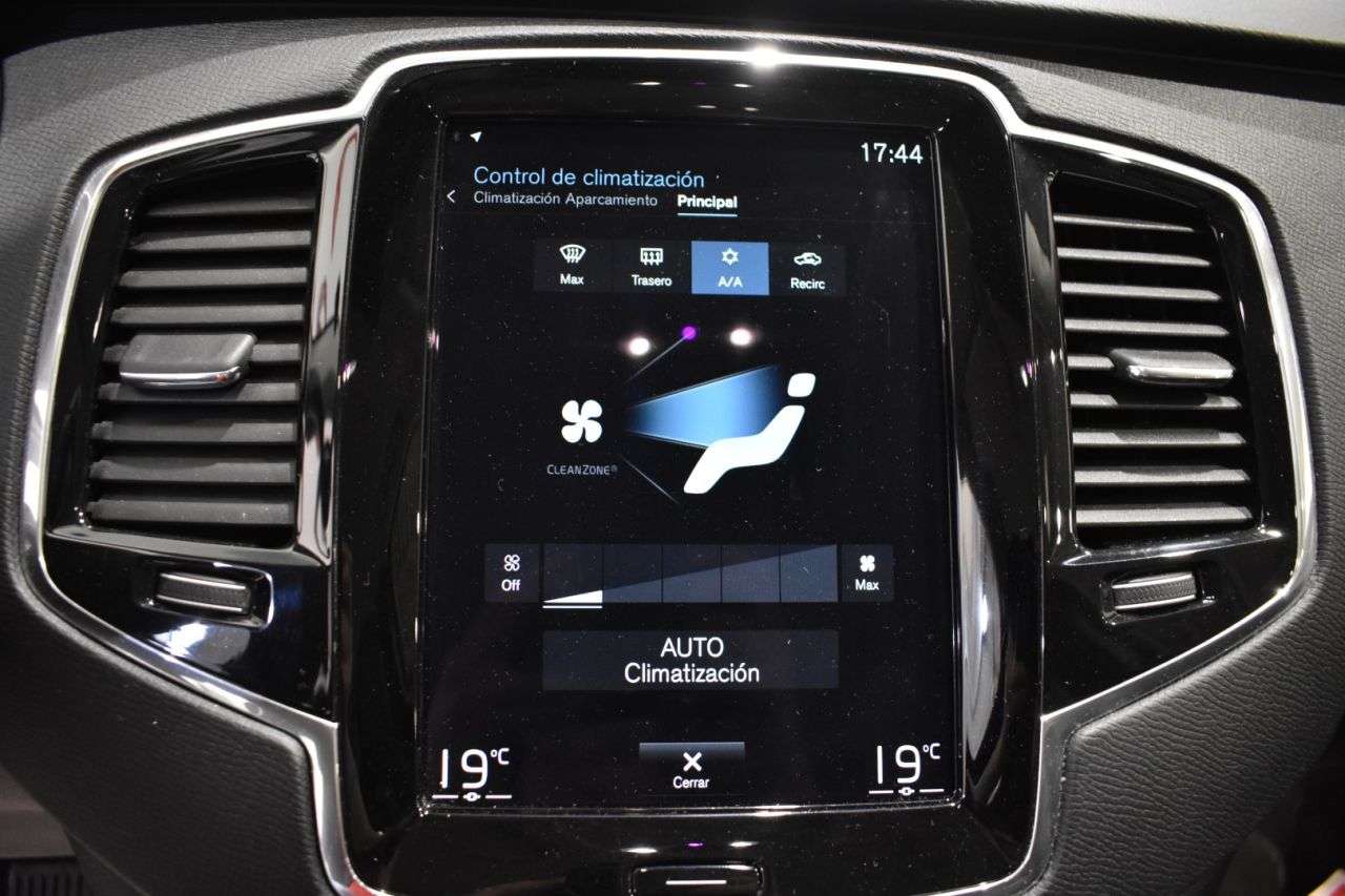 VOLVO XC90 en Minoautos