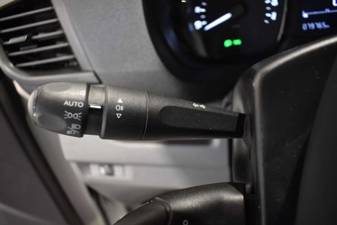 PEUGEOT EXPERT en Minoautos