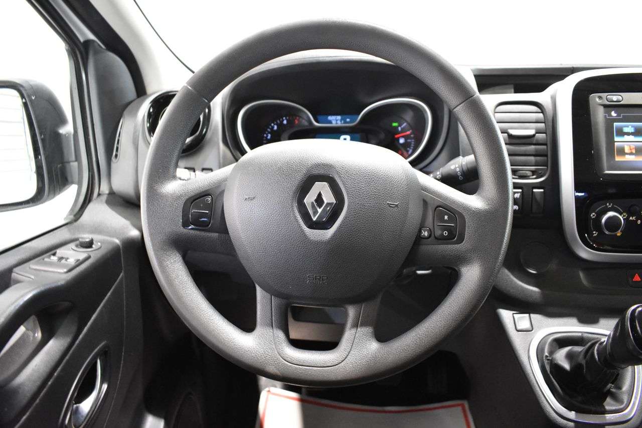 RENAULT TRAFIC en Minoautos