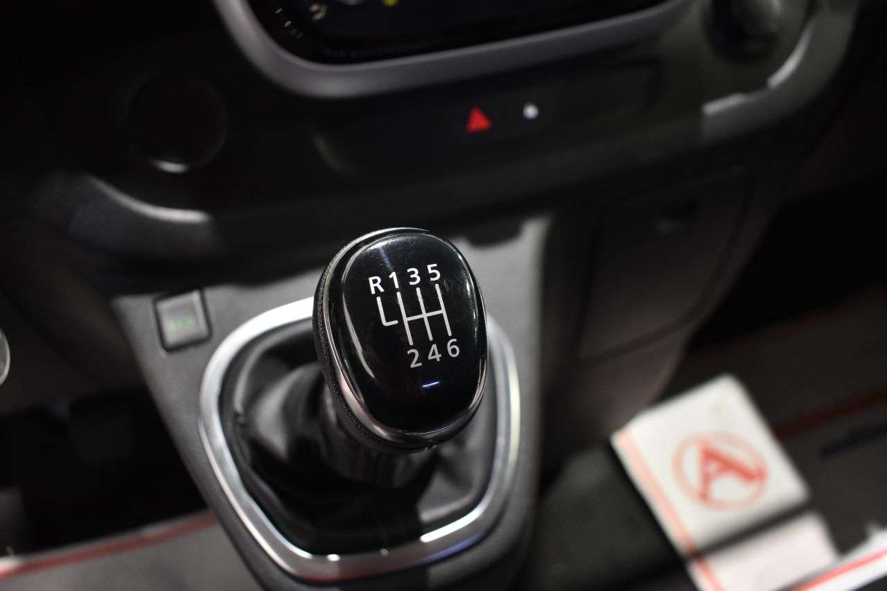 RENAULT TRAFIC en Minoautos