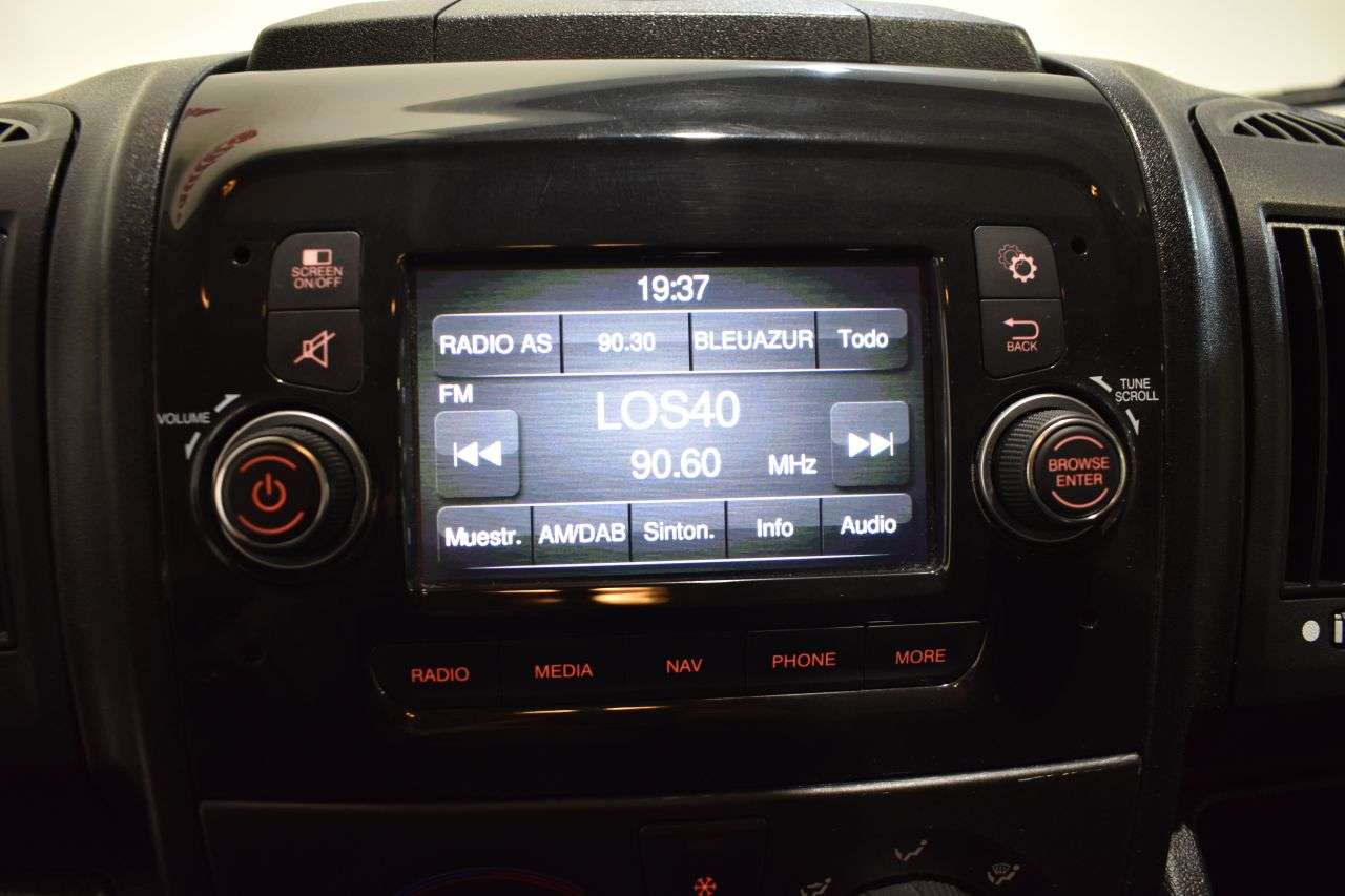 PEUGEOT BOXER en Minoautos