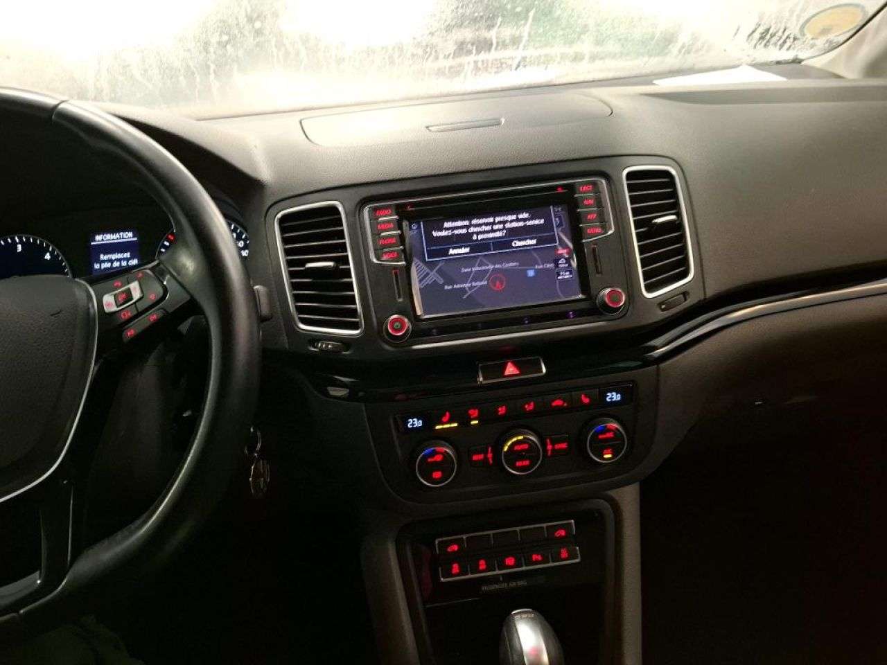 VW SHARAN en Minoautos