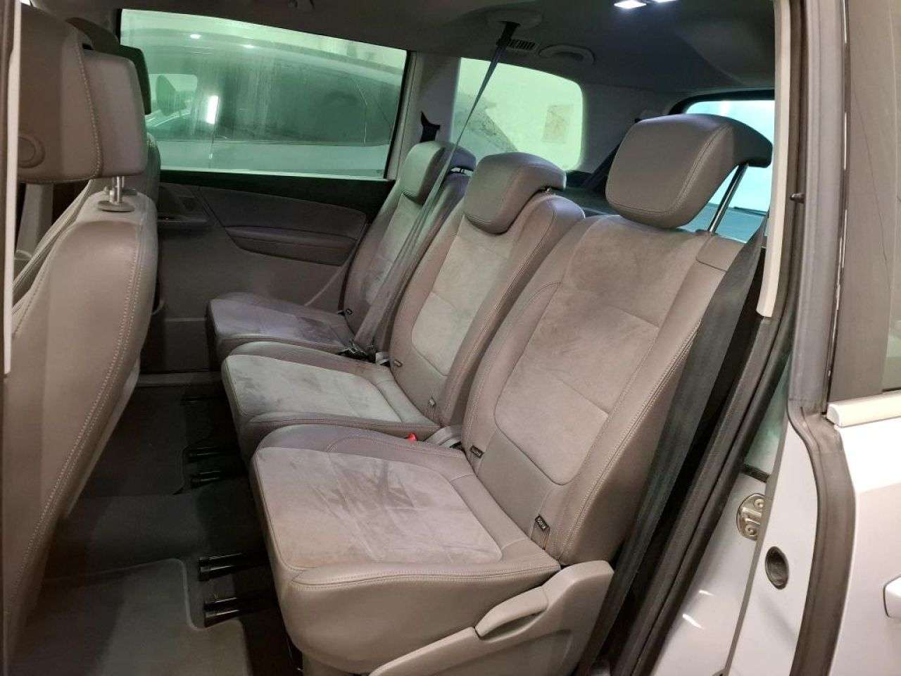 VW SHARAN en Minoautos