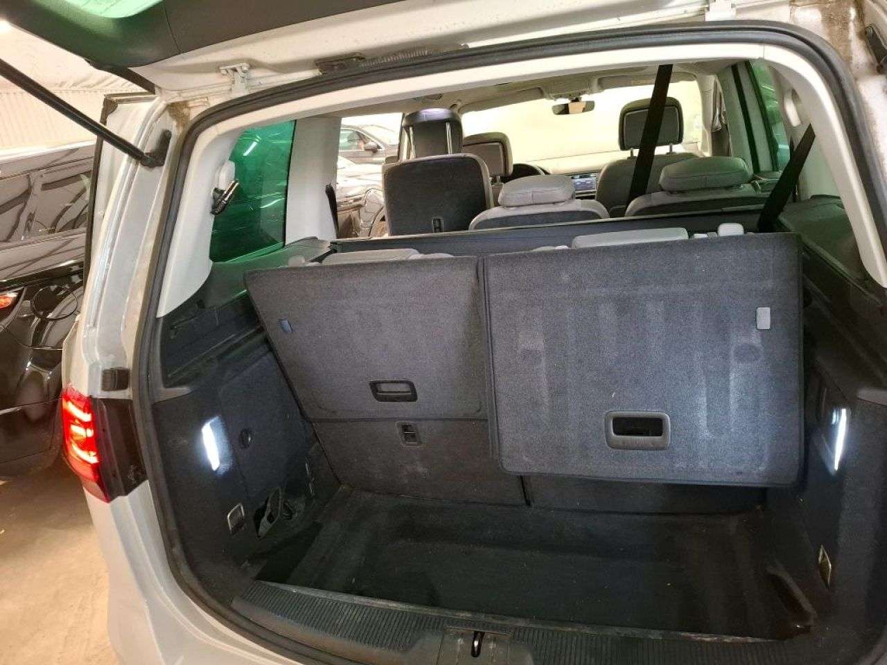 VW SHARAN en Minoautos