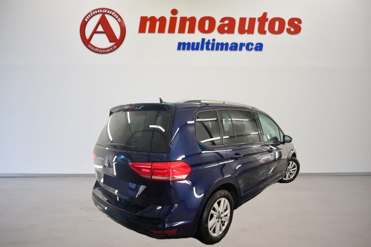 VW TOURAN en Minoautos