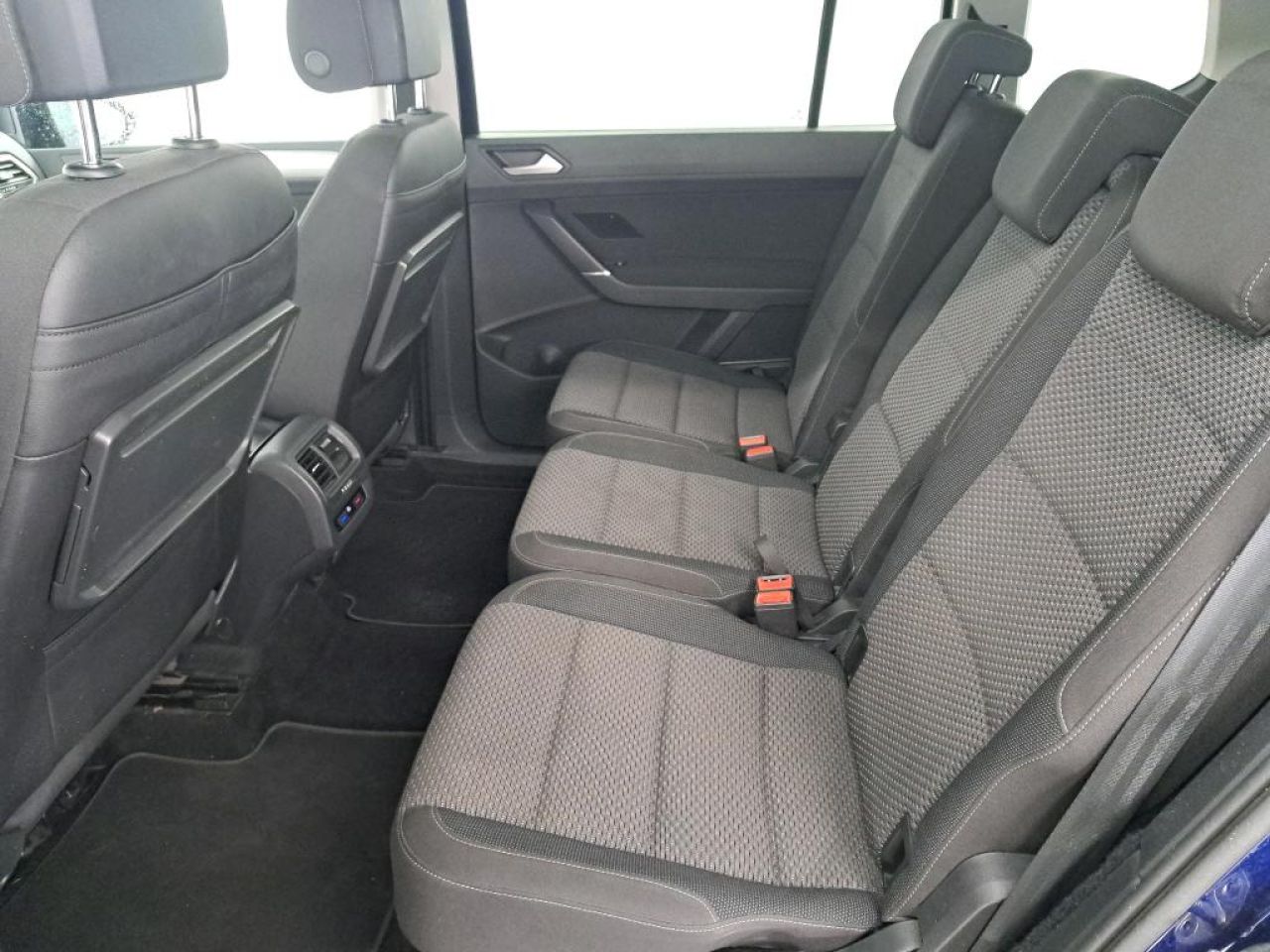 VW TOURAN en Minoautos
