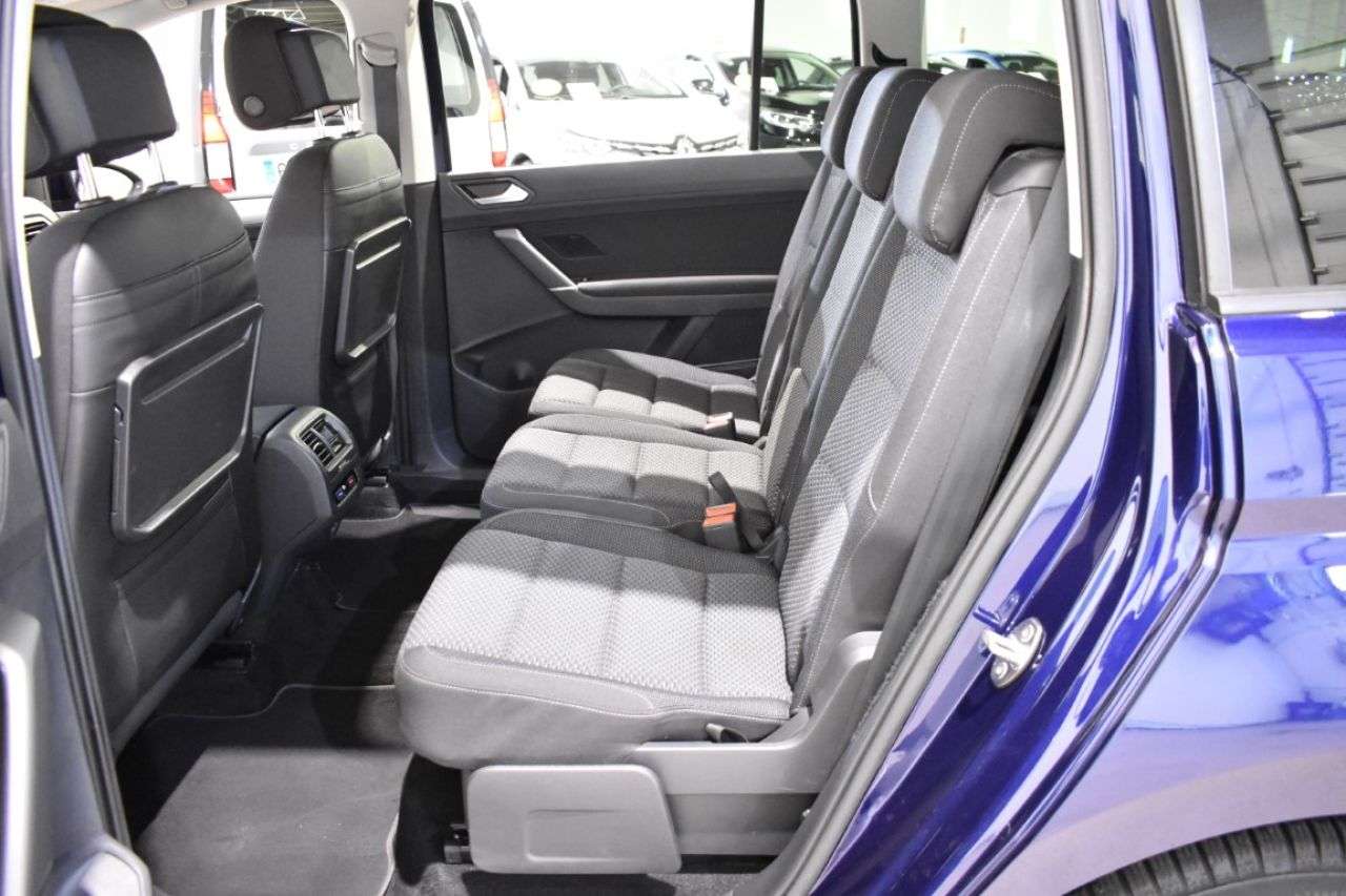 VW TOURAN en Minoautos