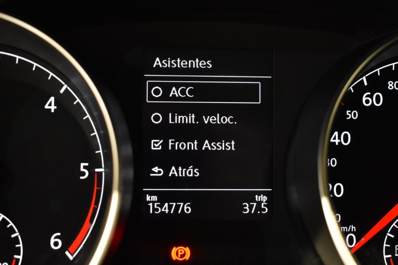 VW TOURAN en Minoautos