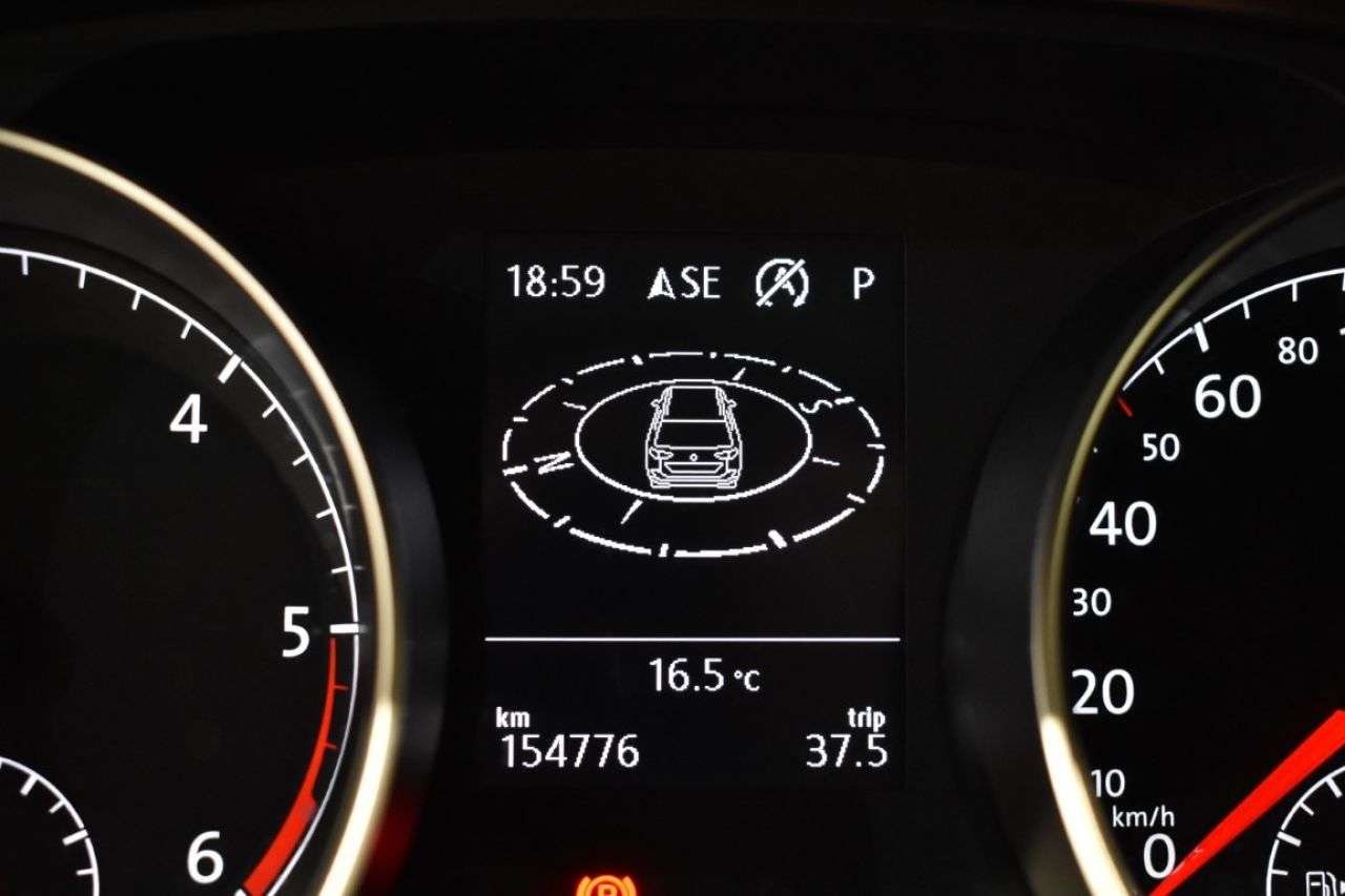 VW TOURAN en Minoautos