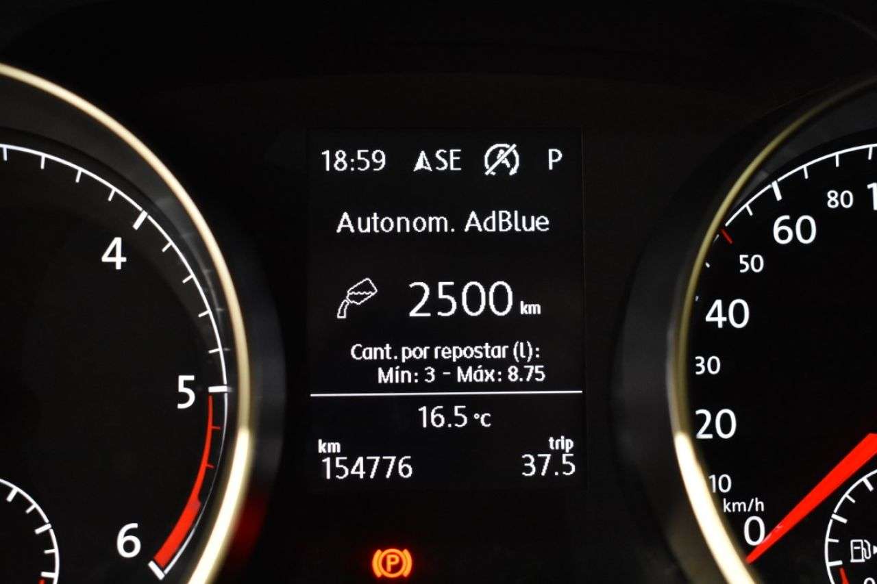 VW TOURAN en Minoautos