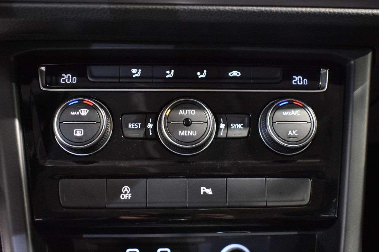 VW TOURAN en Minoautos