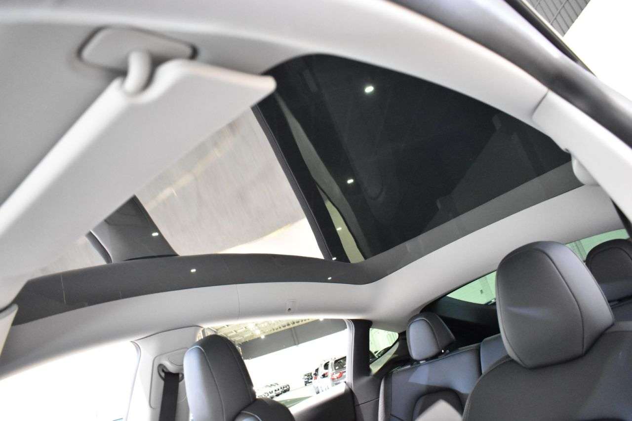 TESLA MODEL Y en Minoautos