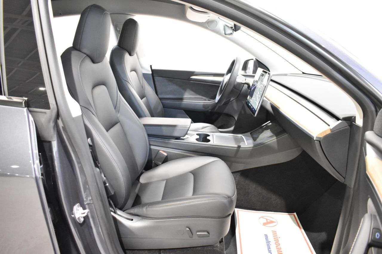 TESLA MODEL Y en Minoautos