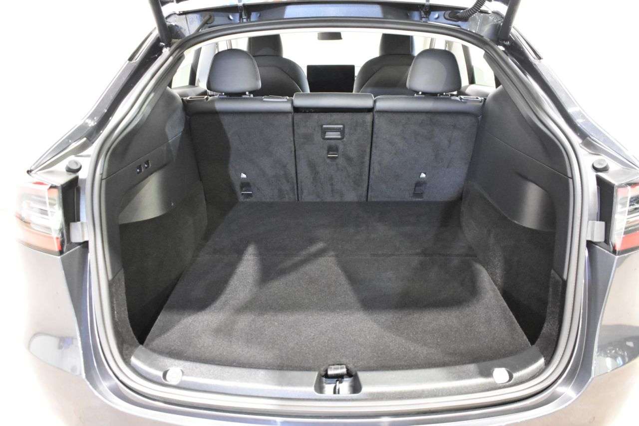 TESLA MODEL Y en Minoautos