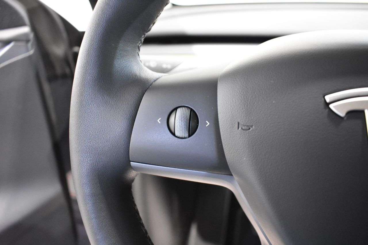 TESLA MODEL Y en Minoautos